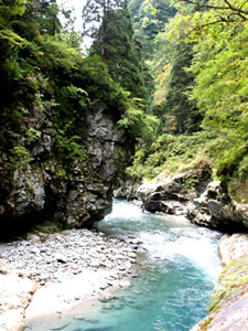 名剣温泉ギャラリー 9